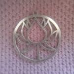 گردن آویز نقره 925 طرح لوتوس 5 قیراط